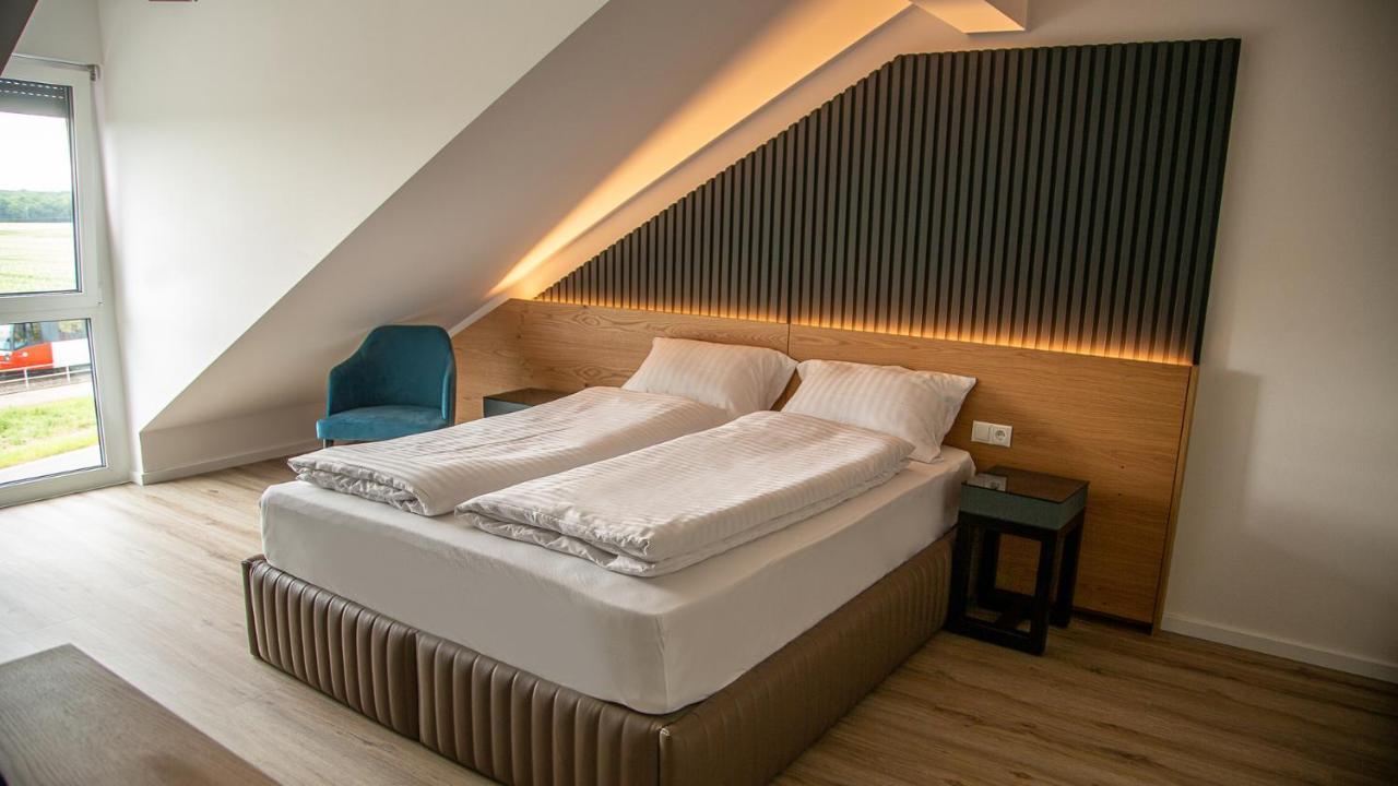 Rheinapart Hotel Und Boardinghouse 博恩海姆 外观 照片