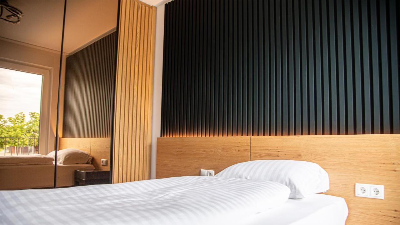 Rheinapart Hotel Und Boardinghouse 博恩海姆 外观 照片